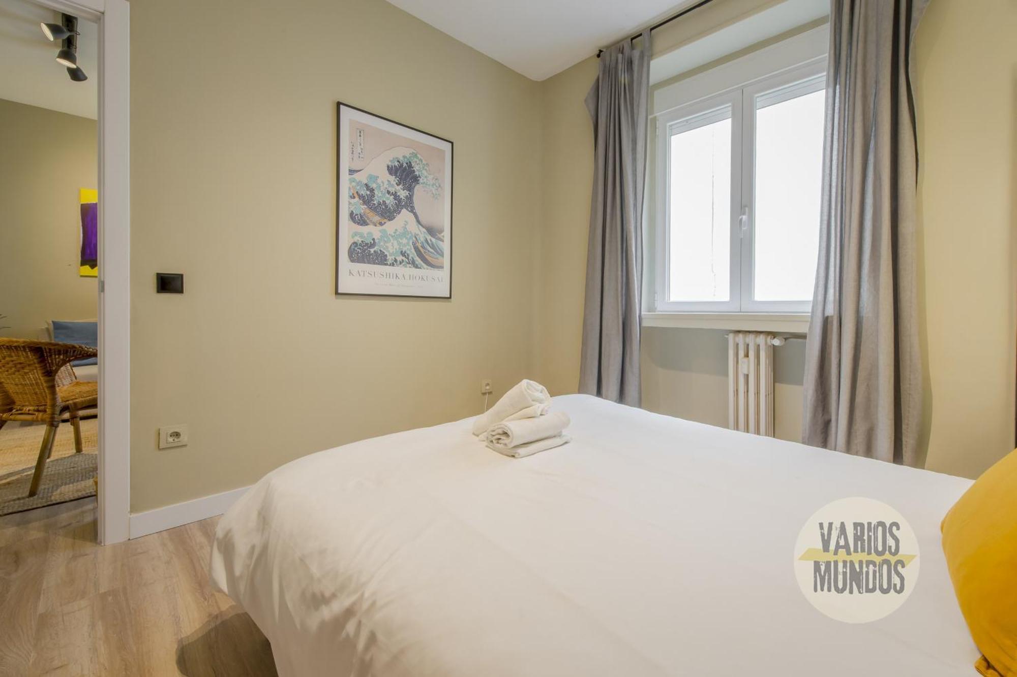 Practico 7pax En Calle Santa Ana Centro De Apartament Madrid